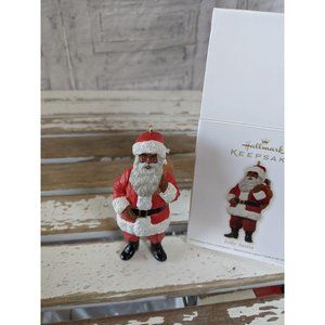 Hallmark jolly Santa 2012 ornament Xmas holiday tr